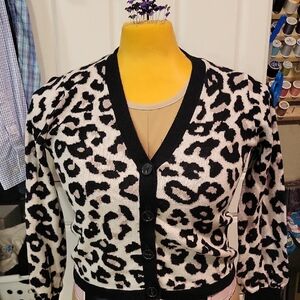 Chic Leopard Print Cardigan
